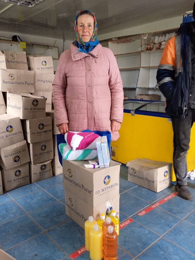 Women receiving supplies.